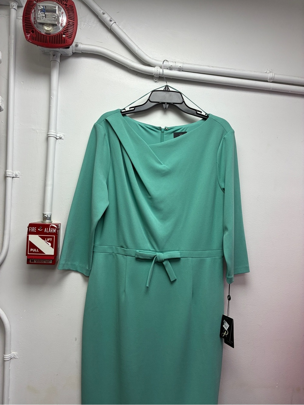 Adrianna Papell Size 14 NWT Green Bow Waist Sheath Midi Cocktail Dress GALA MOB - Picture 8 of 12